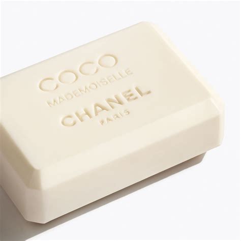 COCO MADEMOISELLE GENTLE PERFUMED SOAP .